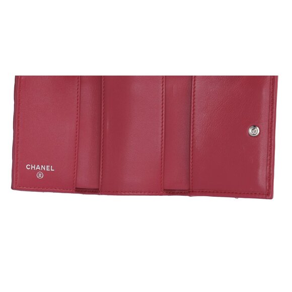 CHANEL Le Boy Trifold Wallet Pink Lambskin - Picture 5 of 7